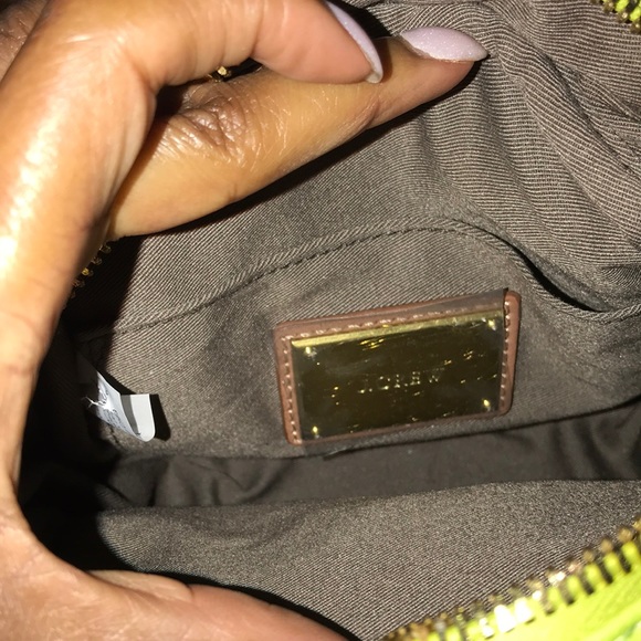 NWOT 100 % Leather Crossbody Handbag - Picture 2 of 7